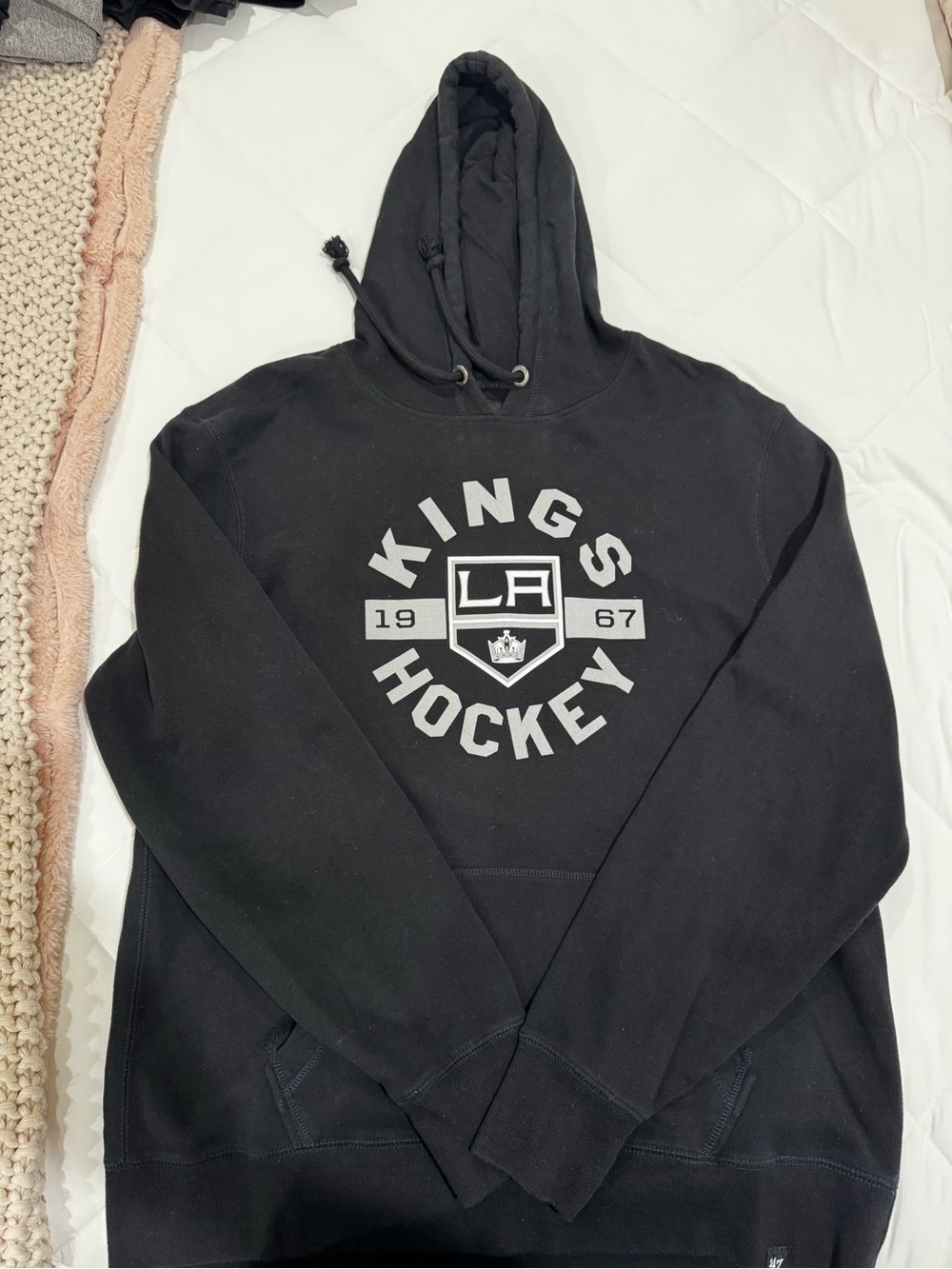 LA Kings Black Hooded Pullover - Kings Hockey Graphic - XL